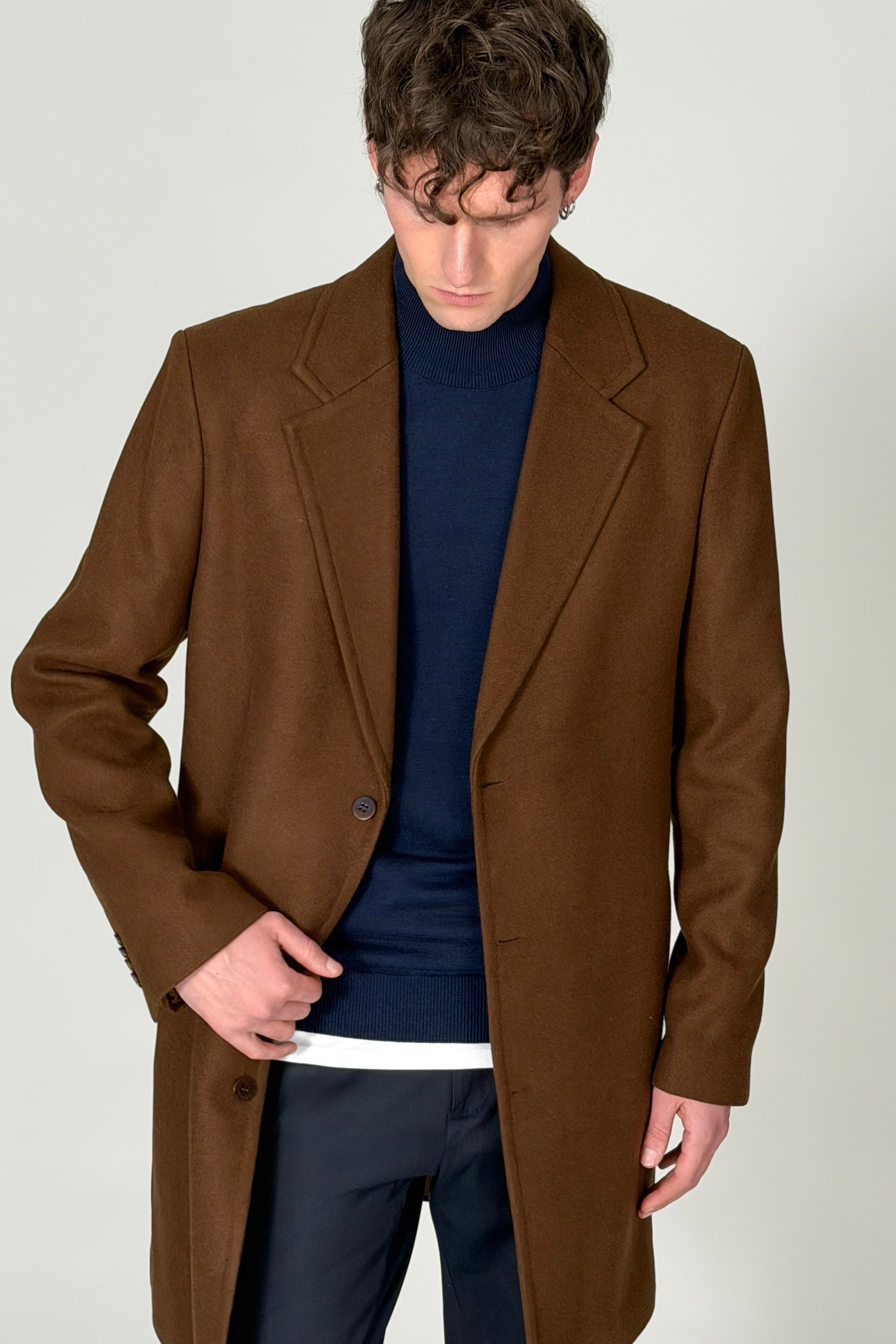 Пальто коричневе чоловіче