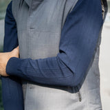 Сірий класичний жилет чоловічий